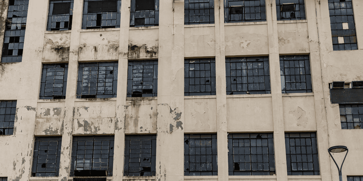 Apartment building security and premises liability